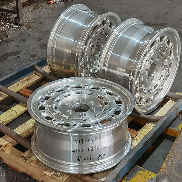 Custom wheels for Mercedes sprinter