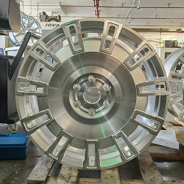 Custom wheels for GMC Yukon 2025