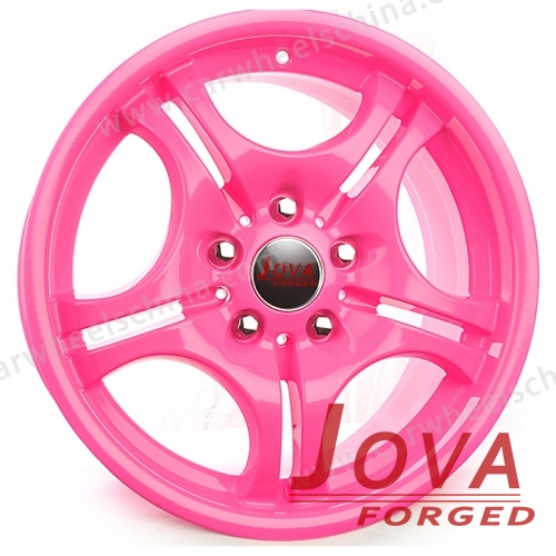 عجلات السيارة الوردي مخصص ما بعد البيع 